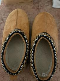 Scarpe “simil UGG” con plateau color caramello