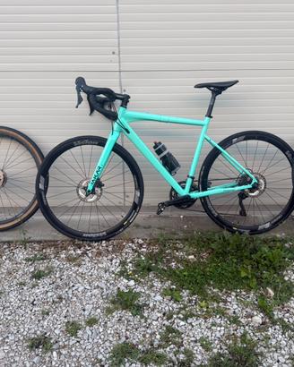 Gravel Megamo Jakar 30 + ruote strada