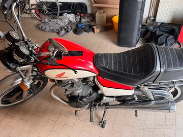 Honda cb 400 t costum