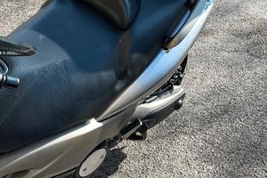Yamaha T Max - 2004