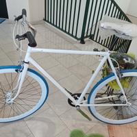 bicicletta scatto fisso usata come nuova 