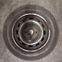 4 gomme invernali 175/65 R14 complete di cerchione