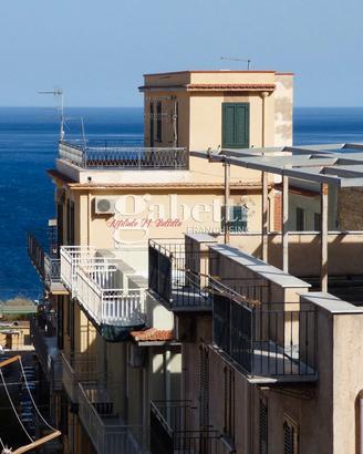 Casa angolare indipendente P/35