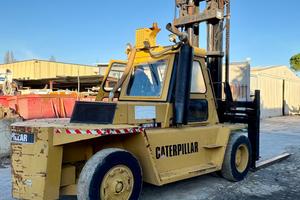 Carrello Elevatore Caterpillar V330 B