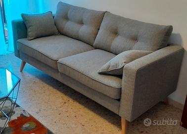 Divano soggiorno come nuovo