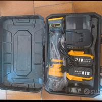 smerigliatrice a batteria 