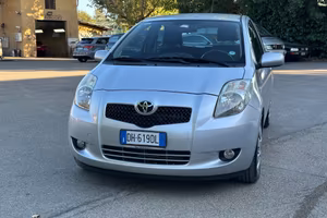 Toyota Yaris 1.3 3 porte Sol