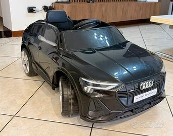 Auto elettrica bambini audi e-tron