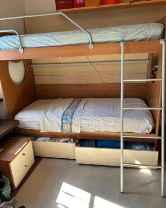 Letto a castello con materassi