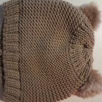 Cappellino lana a maglia Zara con ponpon