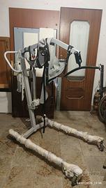 Sollevatore elettrico disabili completo di braccio