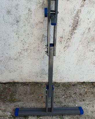 Cavalletto riparazione biciclette