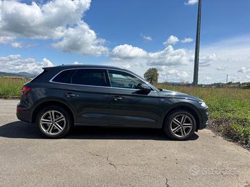 AUDI Q5 2ª serie - 2020 busines sport- SLine