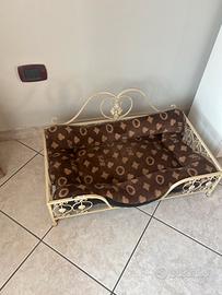 Lettino per cani in ferro battuto