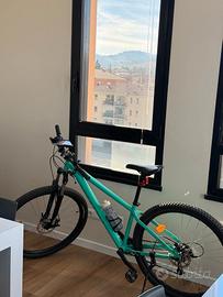 Rockrider EXPLORE 100 29" Mountain Bike