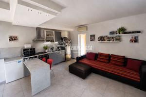 APPARTAMENTO SU DUE LIVELLI CON DOPPIO TERRAZZO
