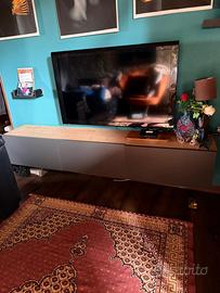 Mobiletto soggiorno appeso