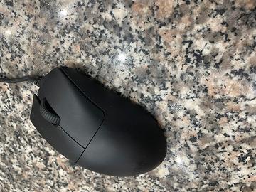 Mouse da gaming razer deathadder v3