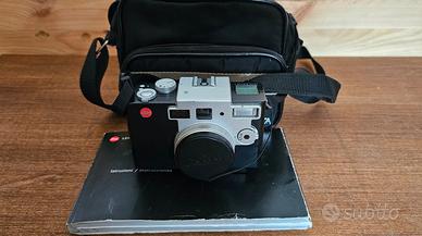 leica digilux 1..