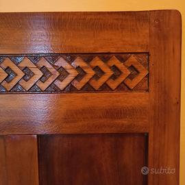 Letto inizio 900 in legno massello