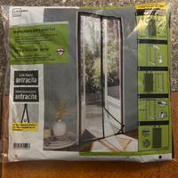 Zanzariera magnetica