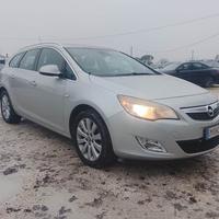 OPEL Astra 1.7 CDTI 110CV Sports Tourer Cosmo