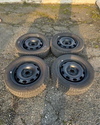 Cerchi acciaio 15” + gomme invernali Toyo 195/ 55