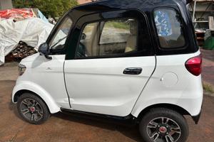 Microcar anziani/disabili senza patente