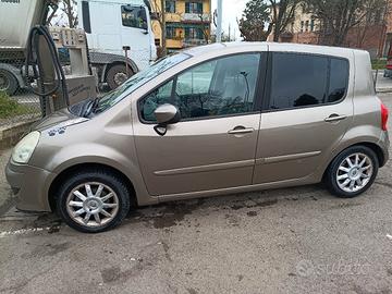 Renault Modus 1.2 16V Dynamic – GPL – €1.500