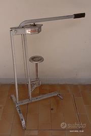 Tappatrice Mondial per tappi in sughero 