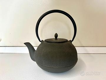 Teiera in ghisa cinese