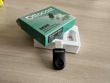 Ottocast MINI: CARPLAY e Android WIRELESS adapter