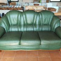 Divano Alberto Nieri con 2 poltrone in pelle verde