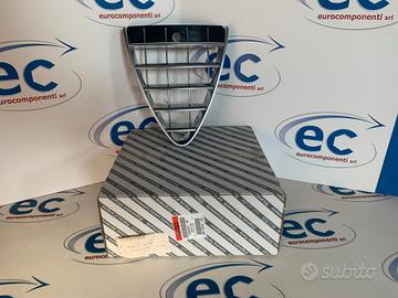 156075731 Mascherina griglia anteriore Alfa 147