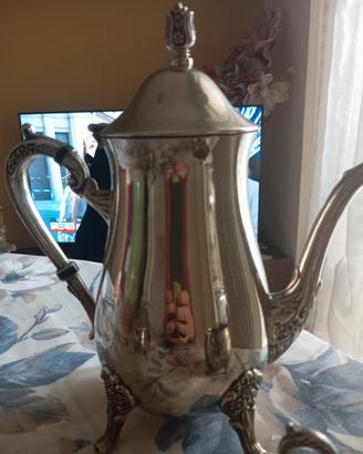 Caffettiera in silver con lattiera e zuccheriera 