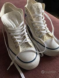 Converse in pizzo