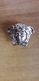 Fibbia  con testa di Medusa " Versace"