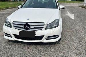MERCEDES-BENZ 180 CGI TURBO (W204) AUTOMATICA