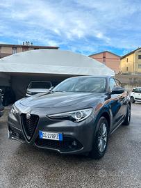 Alfa Romeo Stelvio 2.2 Turbodiesel 190 CV AT8 Q4 B