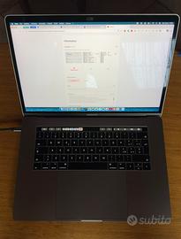 Macbook pro 15" i7 16GB - 512GB
