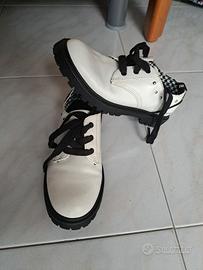 Scarpe con lacci bianco nero Replay nr. 32