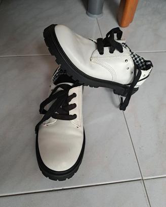 Scarpe con lacci bianco nero Replay nr. 32