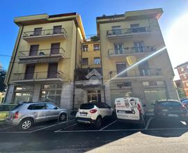 3 LOCALI A SARZANA