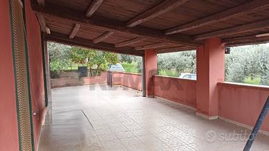 Villa o villino - Chiaramonte Gulfi