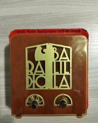 Radio in miniatura