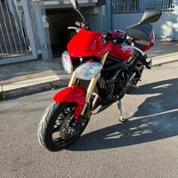 Triumph street triple