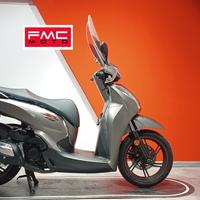 Honda SH 300 i Sport