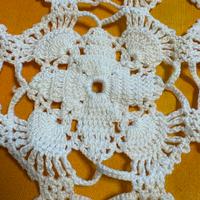 Copriletto vintage ad uncinetto bianco