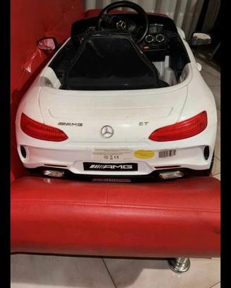 Auto bimbi elettrica