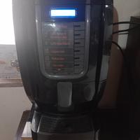 distributore caffe' e bevande